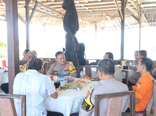 Kapolresta Sorong Kota Ikuti Zoom Pemantauan Obyek Wisata Ops Ketupat Dofior 2026