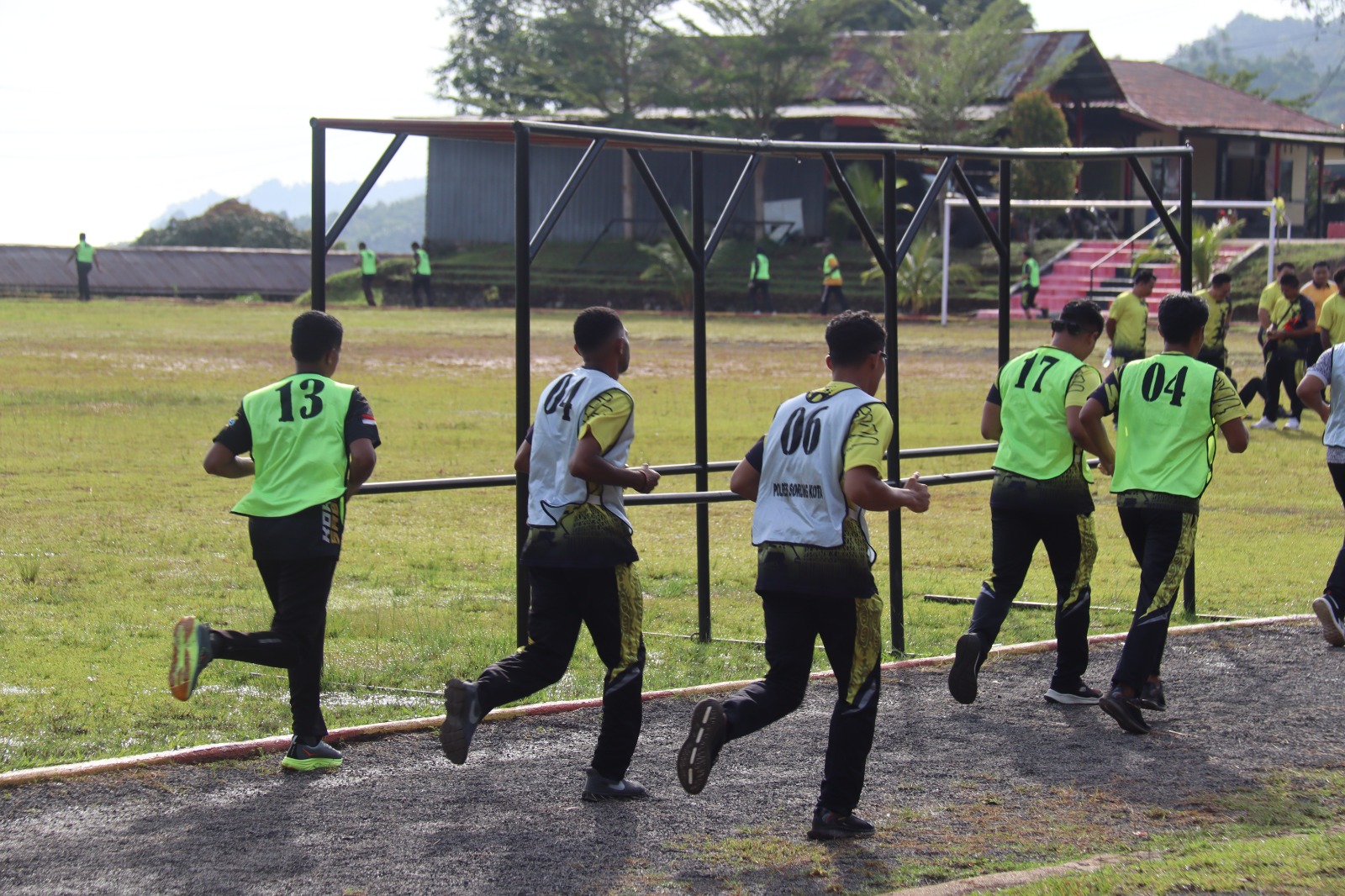 Tingkatkan Kebugaran, Personel Polresta Sorong Kota dan Jajaran Ikuti Kesjas Berkala Semester I Tahun 2026