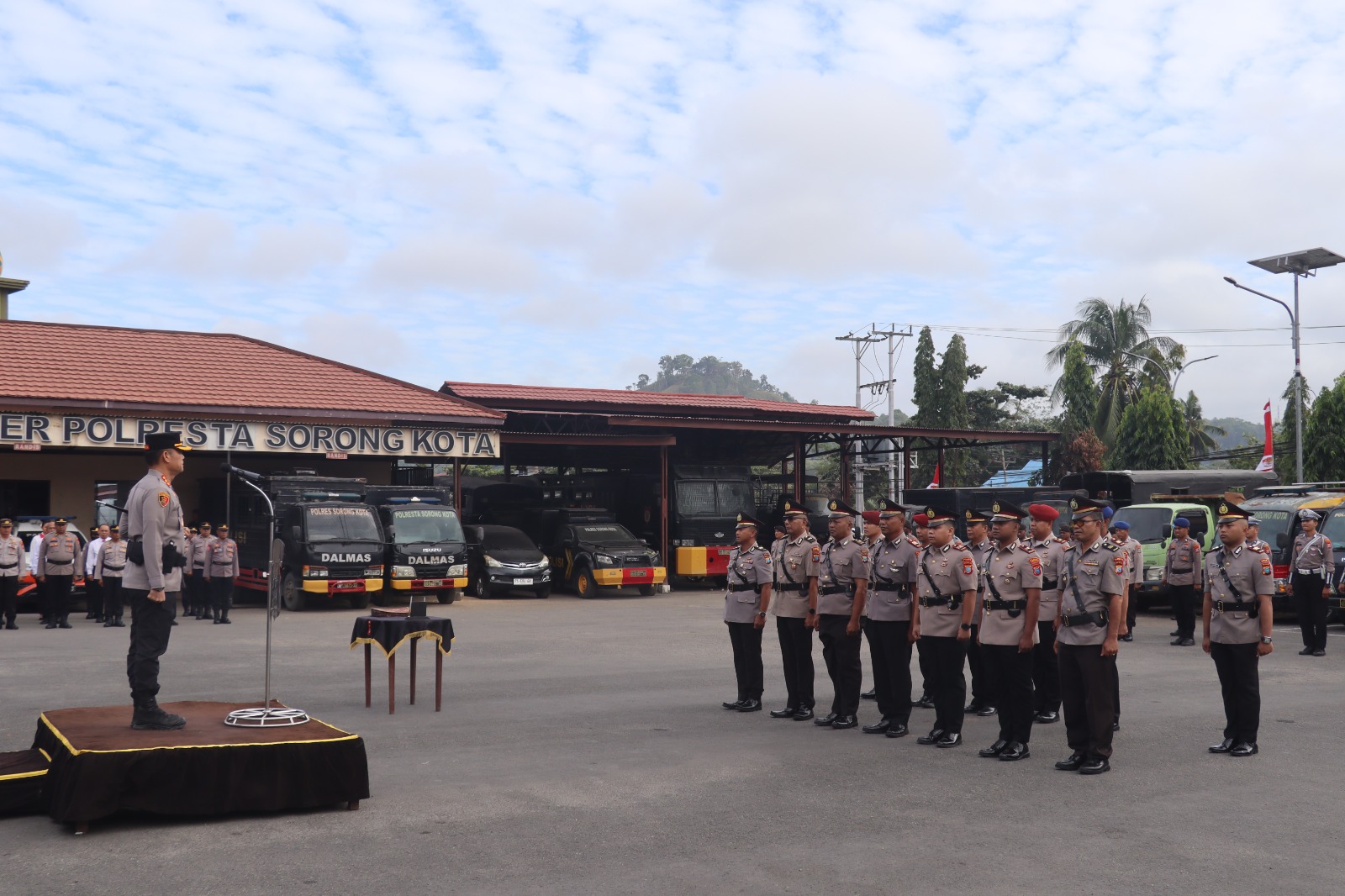 Kapolresta Sorong Kota Pimpin Upacara Pelantikan, Sertijab, dan Pengukuhan Jabatan Sejumlah Pejabat Utama